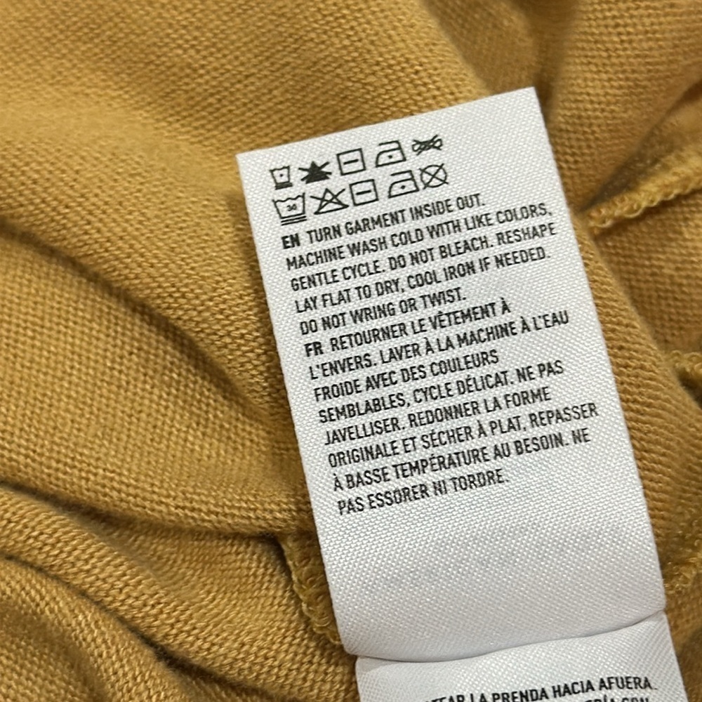 NWT American Eagle soft & sexy long sleeve top butternut yellow Sz M - Picture 9 of 9